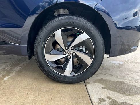 New 2025 Jaguar F-PACE R-Dynamic S image 24