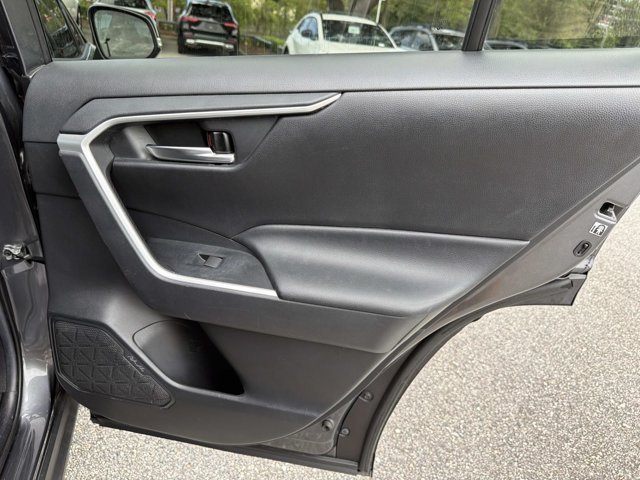 Certified 2019 Toyota RAV4 XLE FWD image 18