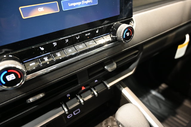 New 2026 Chevrolet Colorado Trail Boss AWD/4WD image 19