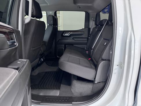 Certified 2024 GMC Sierra 1500 Elevation image 12