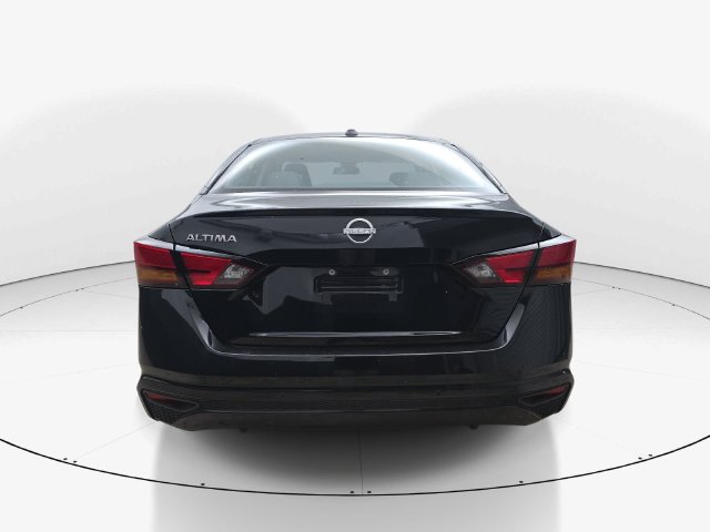 Used 2025 Nissan Altima 2.5 SV FWD image 7