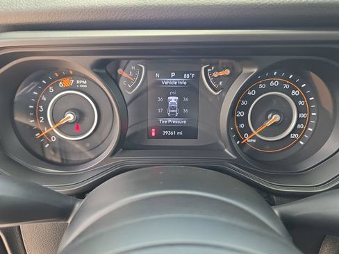 Used 2024 Jeep Wrangler Unlimited Sport AWD/4WD image 26