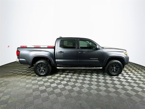 Used 2021 Toyota Tacoma SR5 image 8
