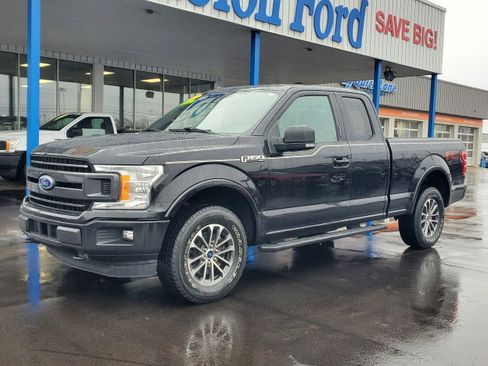 Used 2019 Ford F150 XLT w/ Equipment Group 302A Luxury AWD/4WD image 2
