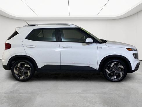 Used 2023 Hyundai Venue SEL w/ Cargo Package FWD image 50