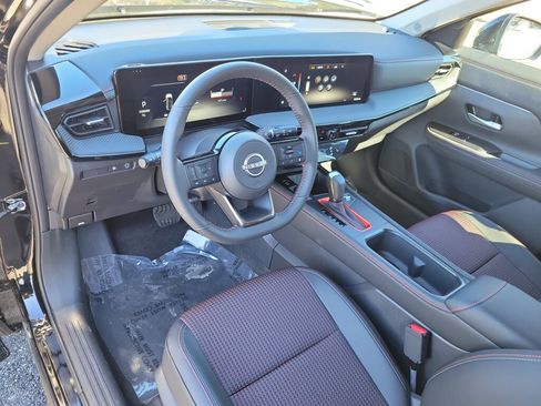 New 2026 Nissan Kicks SR w/ Cold Weather Package FWD image 21