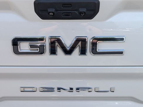 Used 2023 GMC Sierra 1500 Denali Ultimate AWD/4WD image 14