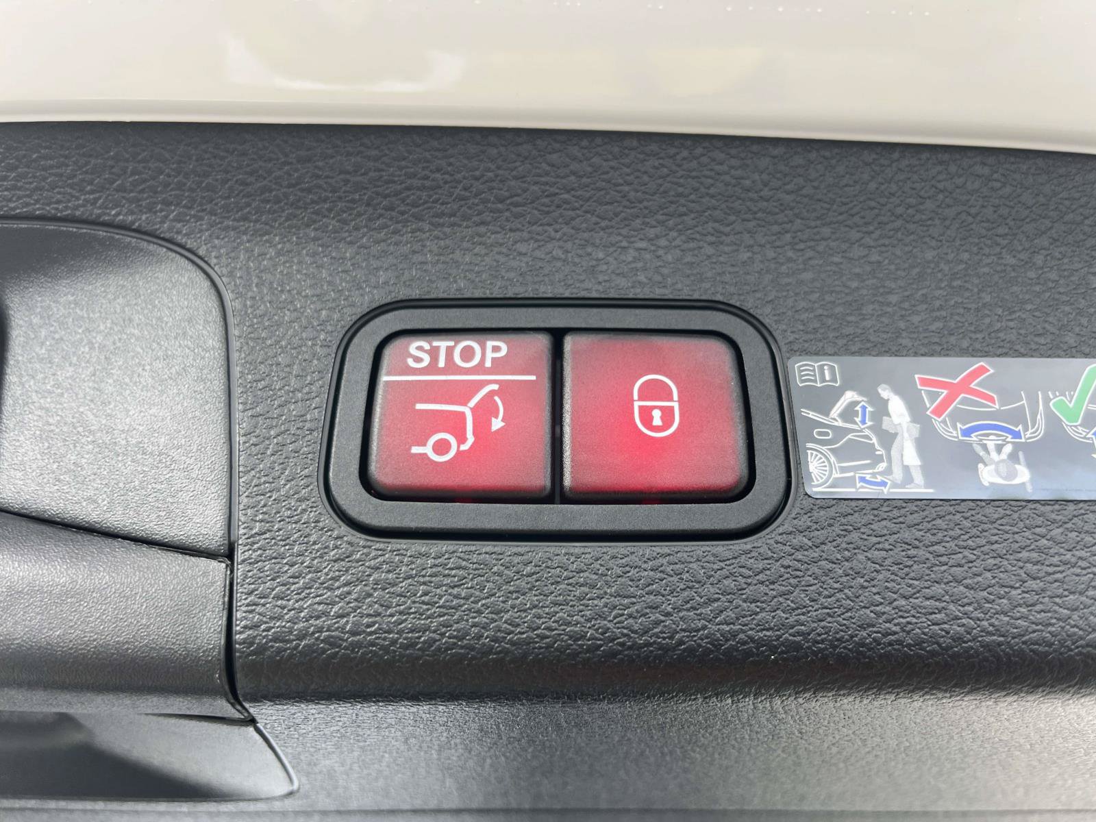 New 2027 Mercedes-Benz GLS 450 4MATIC image 13