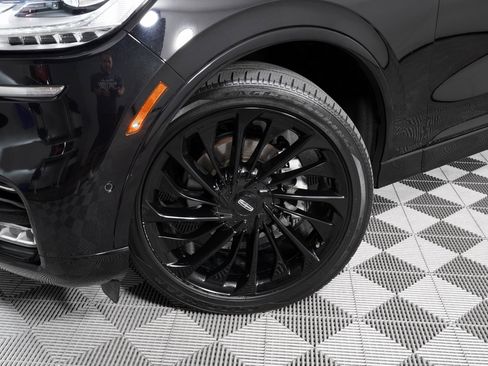 Used 2023 Lincoln Aviator Black Label w/ Jet Package image 35