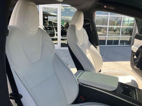 Used 2022 Tesla Model X Plaid AWD/4WD image 21