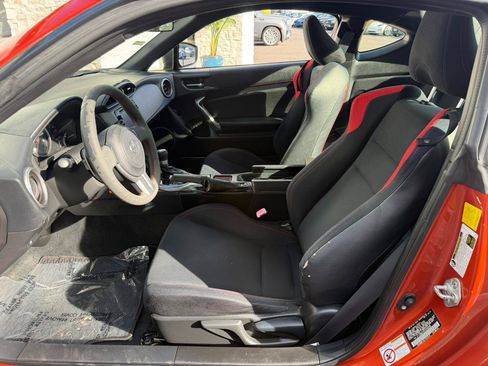 Used 2015 Scion FR-S RWD image 21