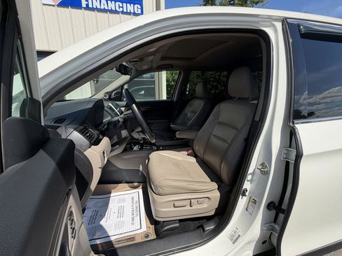 Used 2017 Honda Ridgeline RTL-E image 12