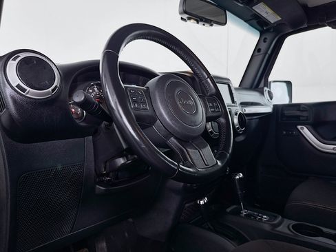 Used 2017 Jeep Wrangler Unlimited Sahara w/ Dual Top Group image 20