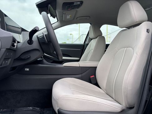 Used 2025 Hyundai Sonata SEL FWD image 27