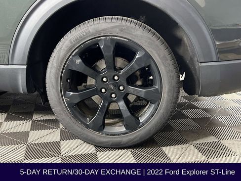 Used 2022 Ford Explorer ST-Line w/ Class IV Trailer Tow Package image 38