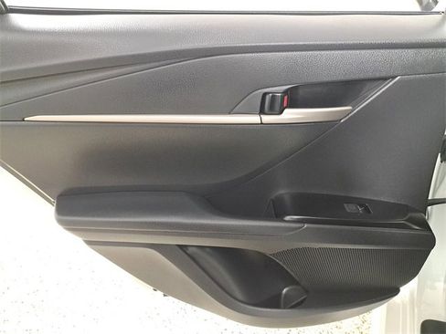 Used 2025 Toyota Camry LE image 14