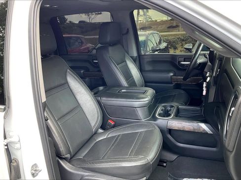 Certified 2022 GMC Sierra 3500 Denali w/ Denali Ultimate Package image 7