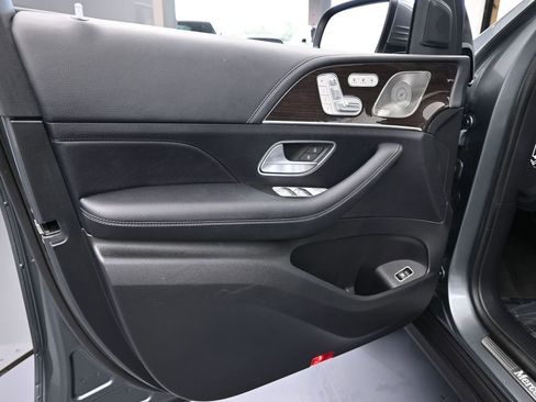 Used 2024 Mercedes-Benz GLE 450 4MATIC image 17