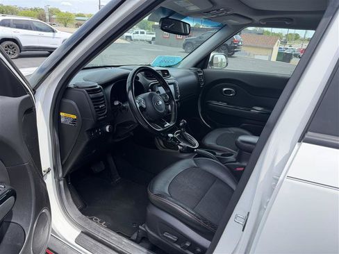 Used 2019 Kia Soul ! w/ Technology Package FWD image 9