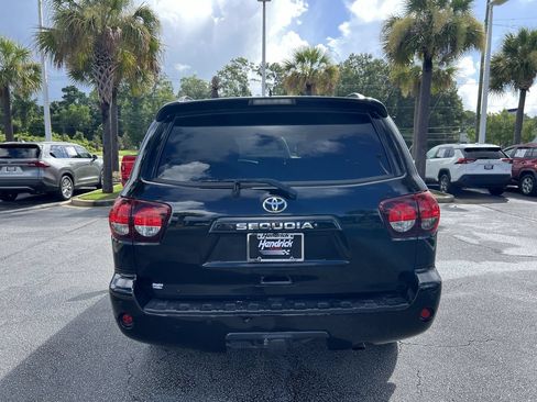 Used 2019 Toyota Sequoia TRD Sport AWD/4WD image 9