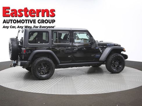 Used 2024 Jeep Wrangler Unlimited AWD/4WD image 45