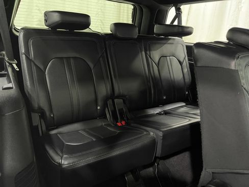 Used 2021 Ford Expedition Max Limited AWD/4WD image 32