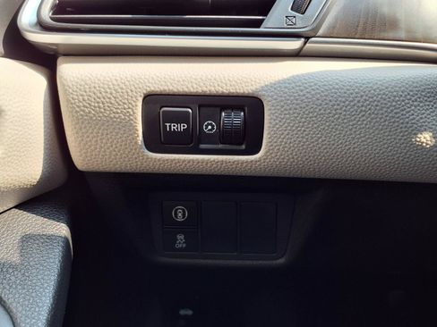 Used 2018 Honda Accord EX-L image 10