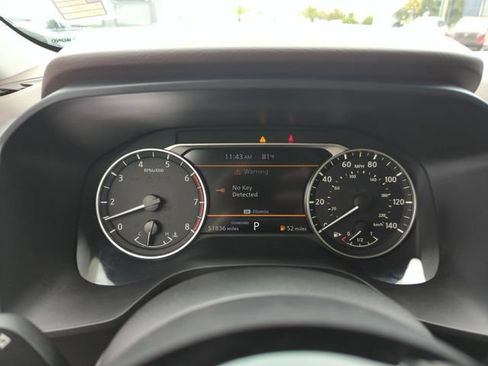 Certified 2023 Nissan Rogue SV FWD image 47