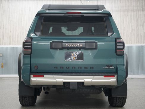 Used 2025 Toyota 4Runner Trailhunter AWD/4WD image 9