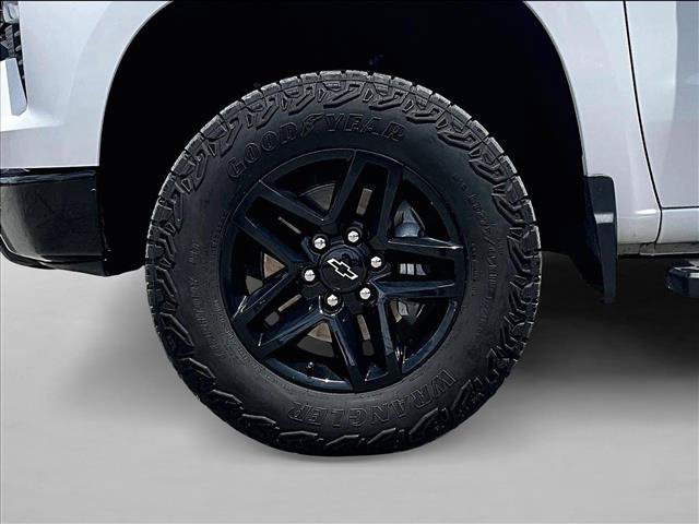 Certified 2024 Chevrolet Silverado 1500 LT Trail Boss w/ Convenience Package II AWD/4WD image 10