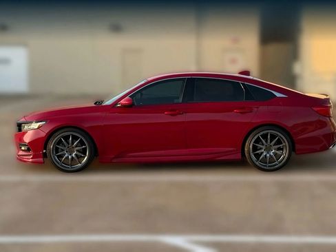 Used 2019 Honda Accord Sport image 5