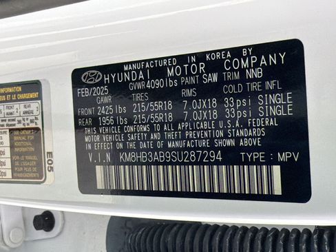 Used 2025 Hyundai Kona SEL FWD image 25