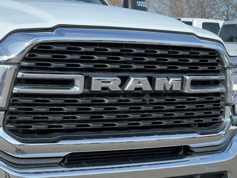 Used 2024 RAM 3500 Big Horn image 45