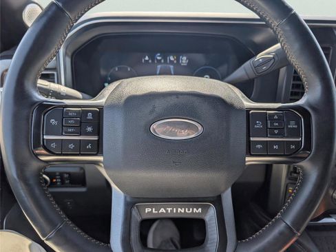 Used 2024 Ford F250 Platinum image 25