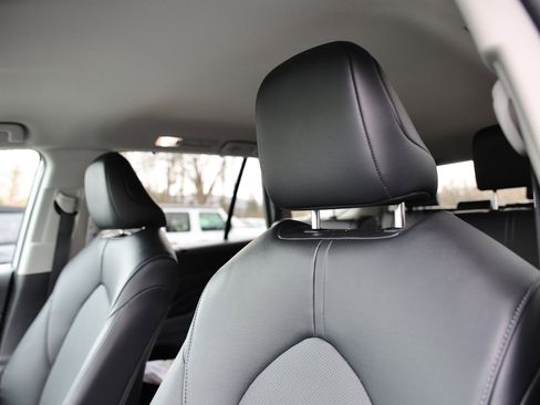 Used 2025 Toyota Grand Highlander AWD image 20