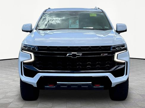 Used 2024 Chevrolet Tahoe Z71 w/ Luxury Package AWD/4WD image 2