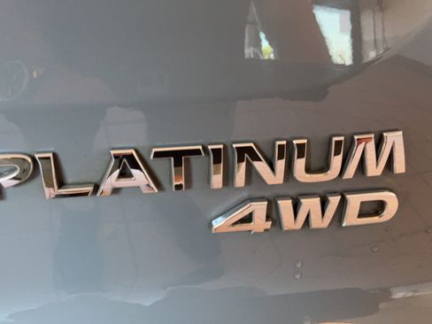 Used 2023 Nissan Pathfinder Platinum w/ Cargo Package AWD/4WD image 42