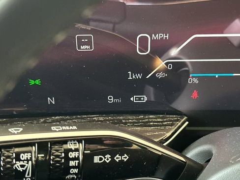 New 2025 Cadillac Escalade IQ Sport 1 w/ LPO, ONYX Package image 27