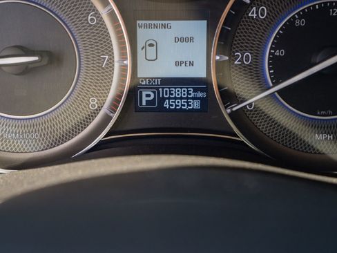 Used 2019 INFINITI QX80 Luxe w/ 22" Wheel Package RWD image 11