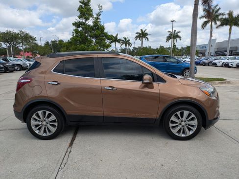 Used 2017 Buick Encore Preferred FWD image 3