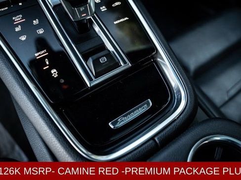 Used 2020 Porsche Panamera 4S image 44