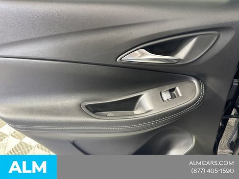 Used 2025 Buick Encore GX Preferred FWD image 25