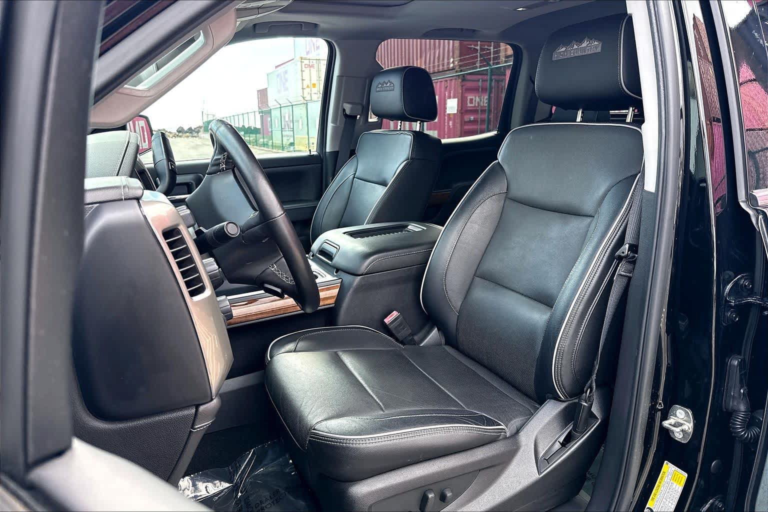 Used 2018 Chevrolet Silverado 1500 High Country AWD/4WD image 21