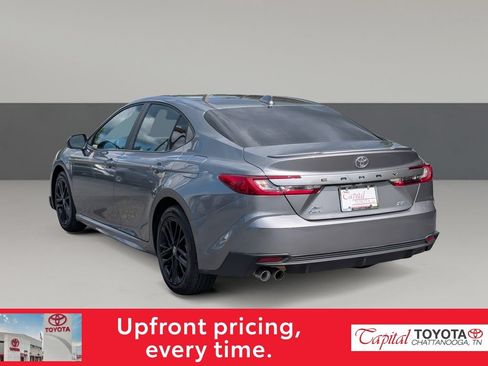 Used 2026 Toyota Camry SE AWD/4WD image 5