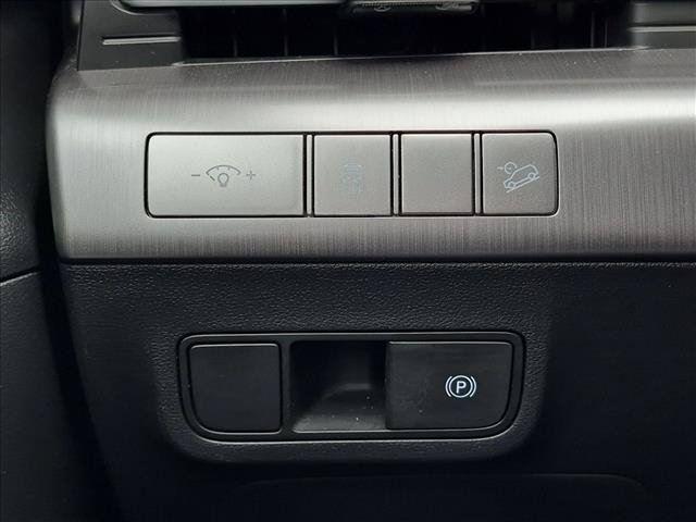 Used 2024 Hyundai Kona SEL FWD image 25