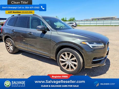 Used 2018 Volvo XC90 T6 Momentum w/ Convenience Package AWD/4WD image 5