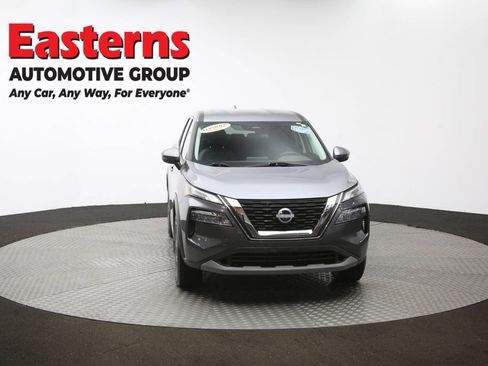 Used 2022 Nissan Rogue SV image 52