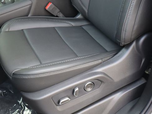 New 2026 GMC Sierra 2500 Denali w/ Denali Reserve Package image 14