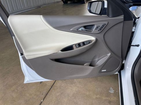 Used 2024 Chevrolet Malibu LT image 20