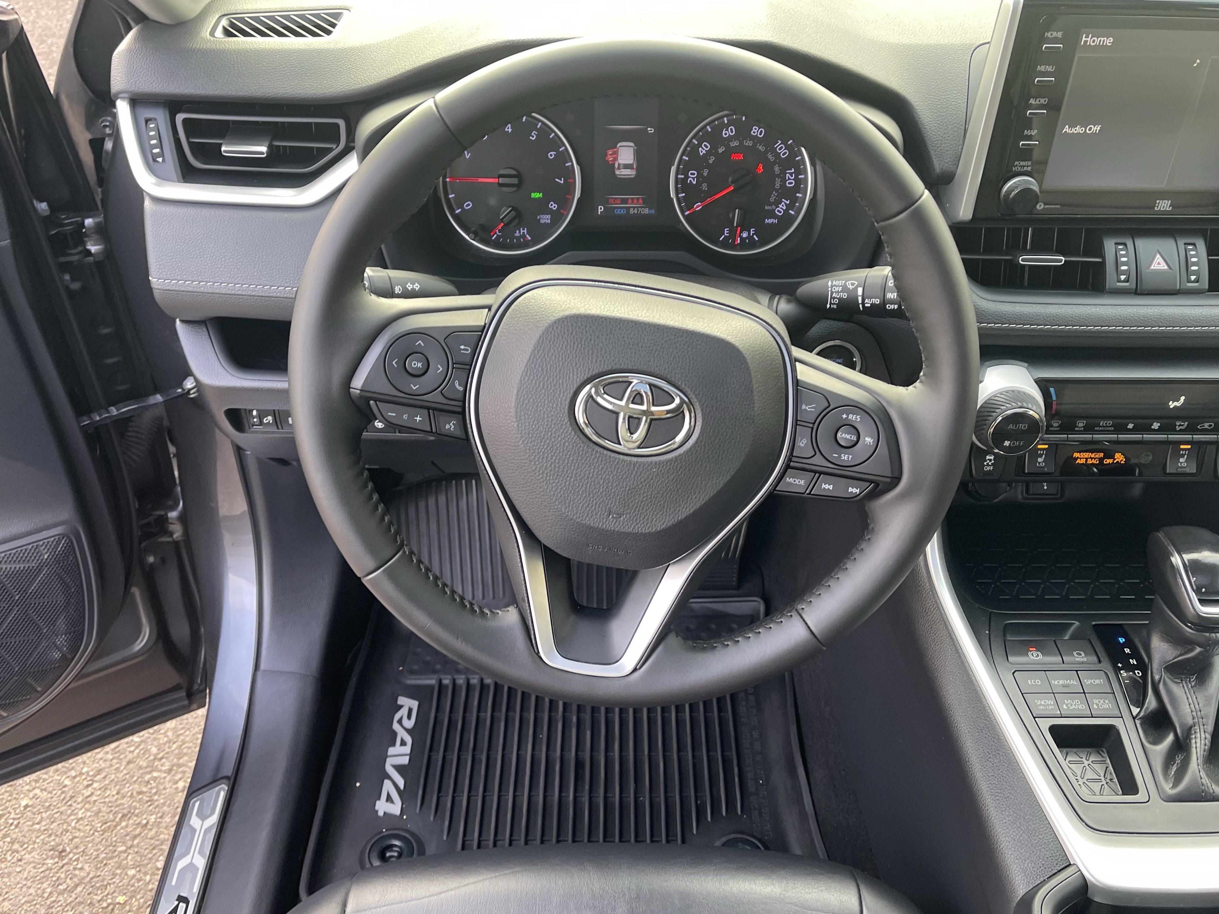 Used 2020 Toyota RAV4 XLE Premium AWD/4WD image 13
